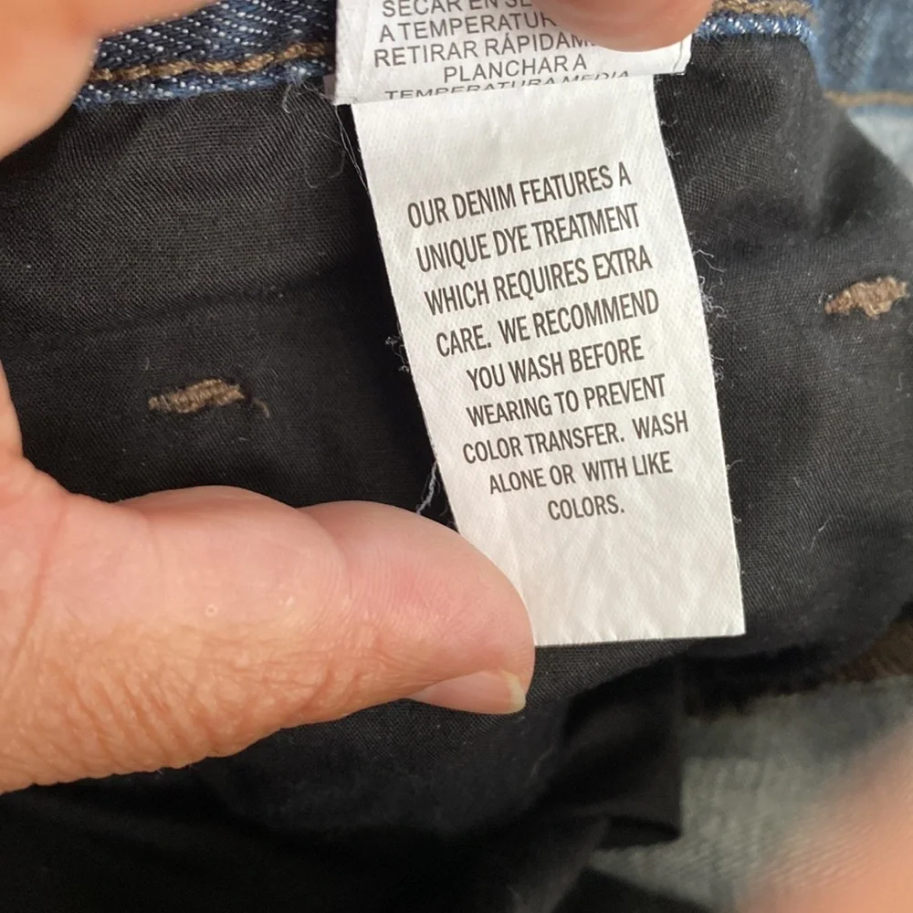 Perry Ellis SLIM FIT MEDIUM WASH DENIM JEANS - Picture 10 of 10